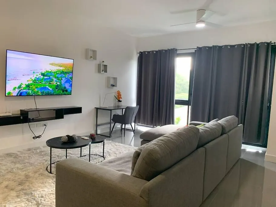 Taryn Suite 2Br Apt In Kingston Appartamento